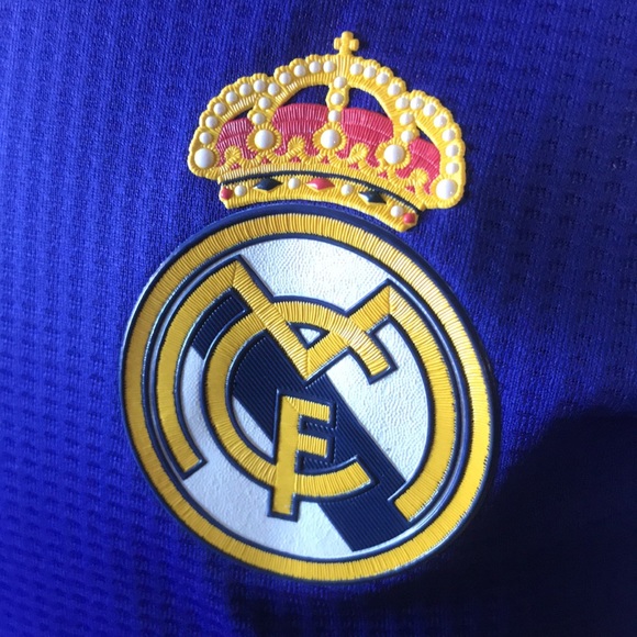 Real Madrid 2020/21 Adidas Training Jersey - Picture 7 of 13
